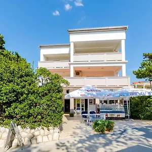 Apartman Ruza-rajska, Lopar
