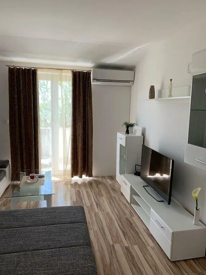 Apartment Jana Klenovica